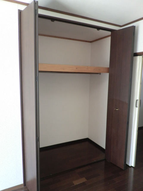 Receipt. closet
