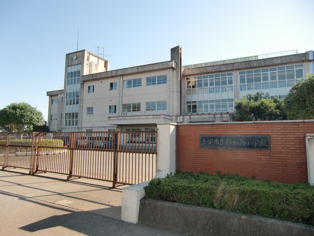 Primary school. Tsuchiura Municipal Metropolitan Kazuminami to elementary school 1179m