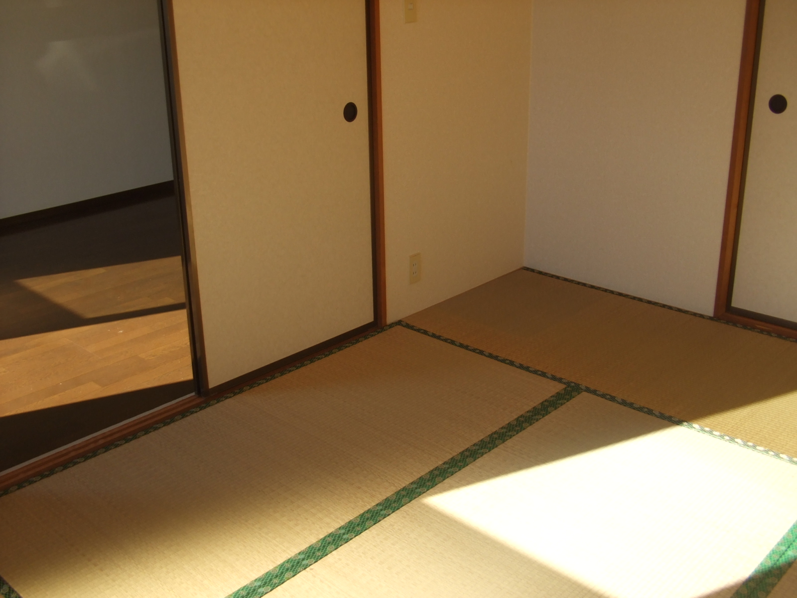 Living and room. Japanese-style room 6 Pledge (1)