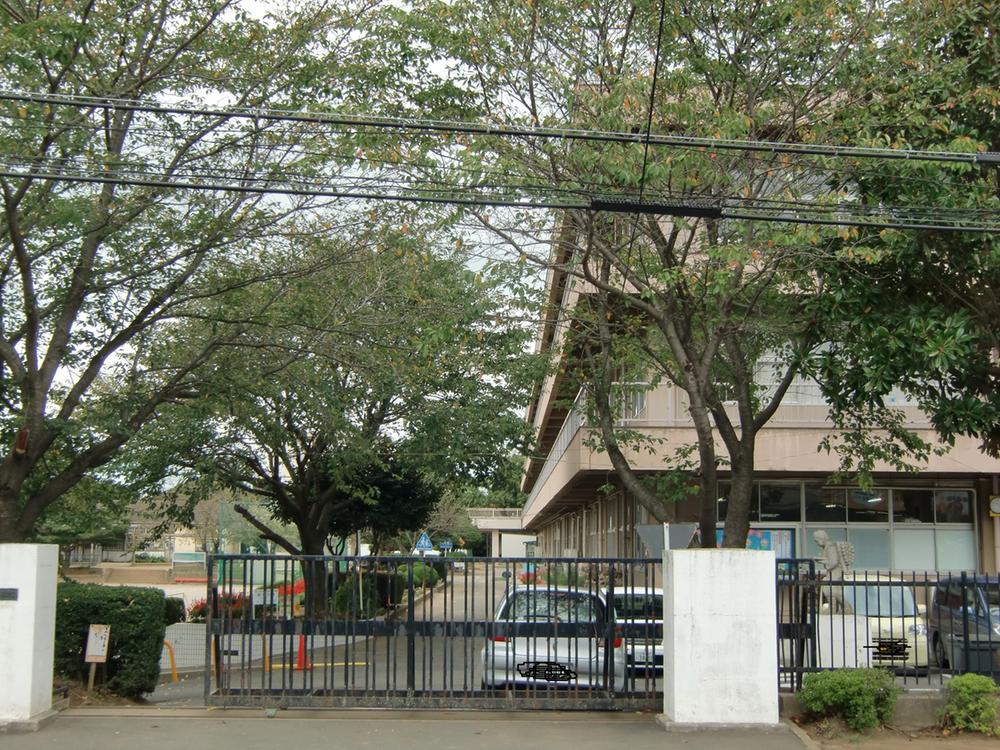 Primary school. 1995m until Tsuchiura Municipal Metropolitan sum elementary school