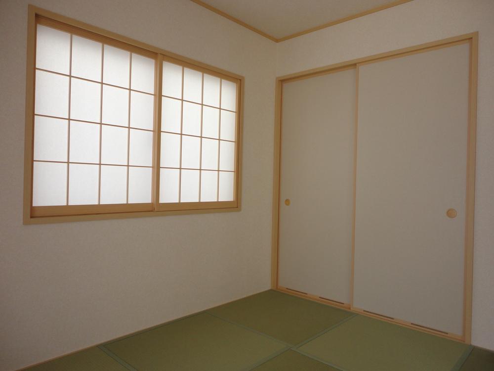 Non-living room. Indoor (10 May 2013) Shooting