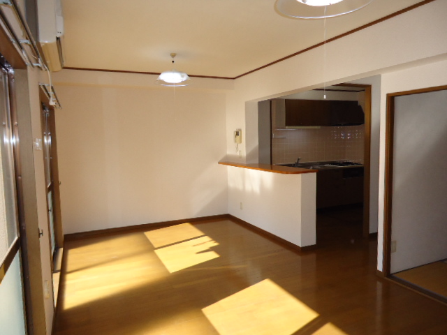 Living and room