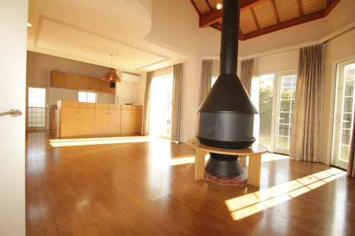 Living and room