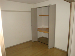 Living and room. South Western-style