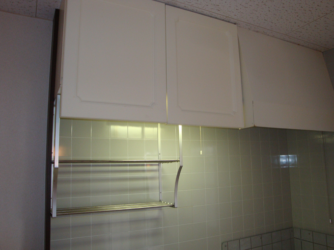 Kitchen. Kitchen hanging door