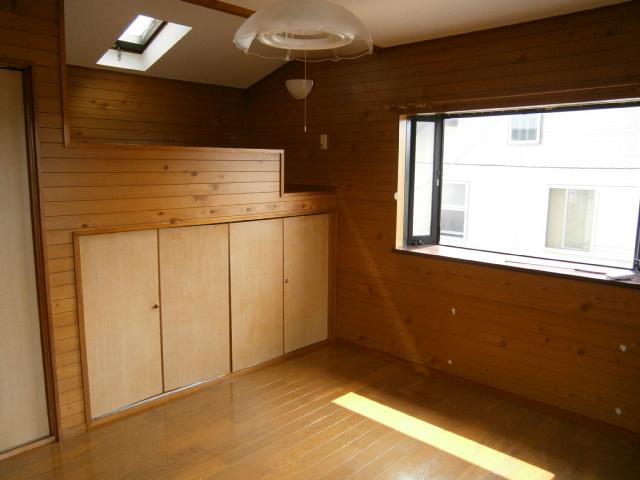 Non-living room. 3 Kaiyoshitsu 3 ・ With a loft that children rejoice! 