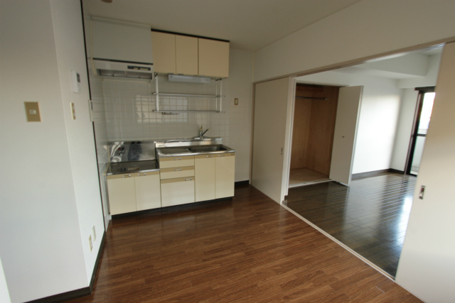 Other room space. Spread die packaging space! !
