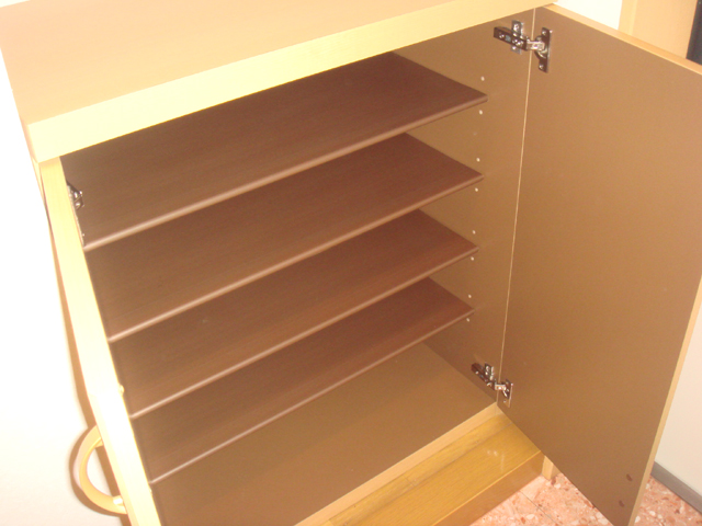 Entrance. Cupboard