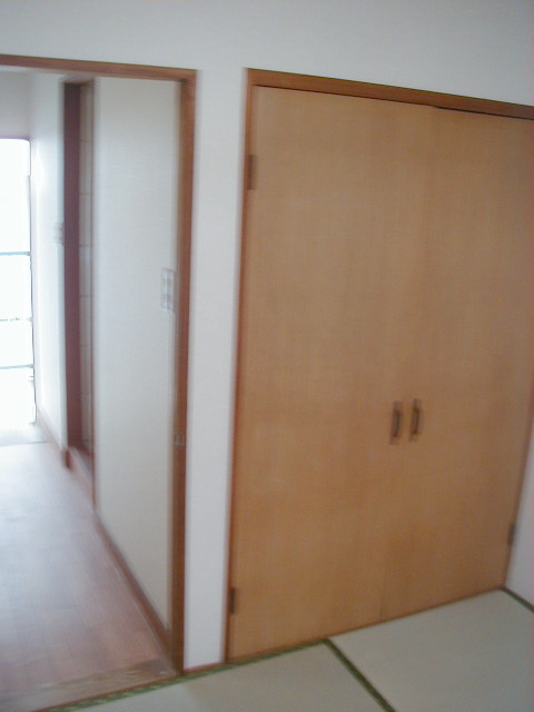 Living and room. Changes in flooring