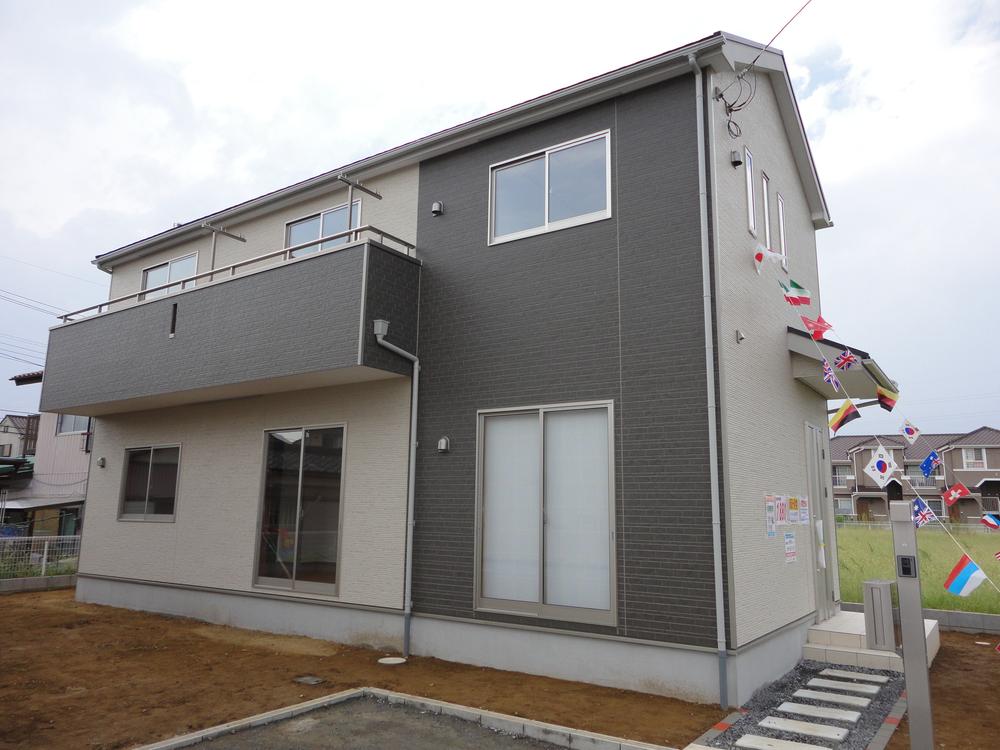 Same specifications photos (appearance). (9 Building) same specification