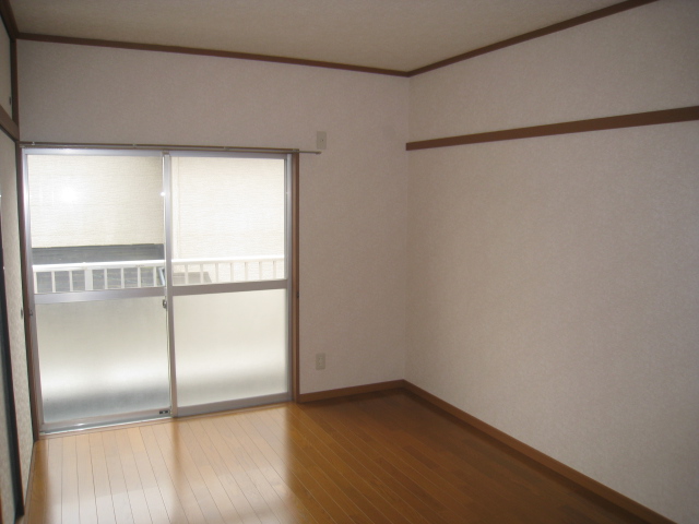 Other room space. Room 2