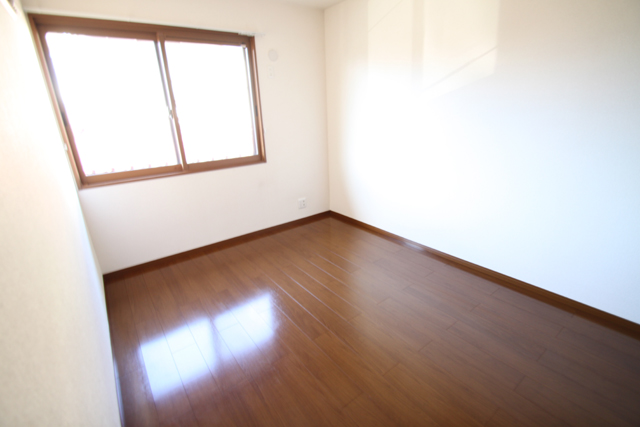 Other room space. Western-style 6 Pledge