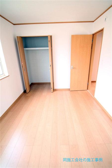 Same specifications photos (Other introspection)