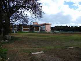 Primary school. Yatabe up to elementary school (elementary school) 900m