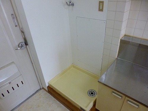 Other Equipment. Washing machine Storage