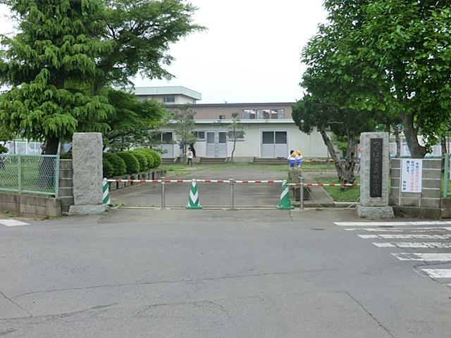 Primary school. 3000m to Tsukuba Municipal Katsuragi Elementary School
