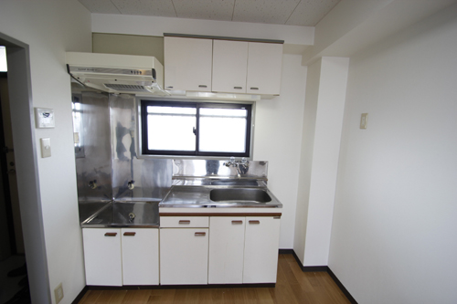 Kitchen. Bright with window Kitchen