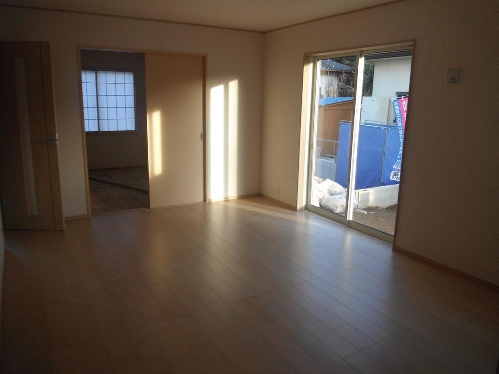 Living. (Building 2)