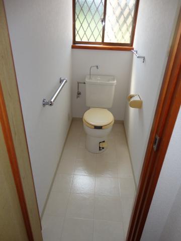 Toilet