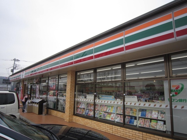 Convenience store. Seven-Eleven Tsukuba Ozone store up (convenience store) 435m