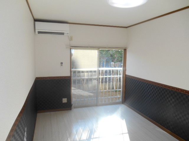 Living and room