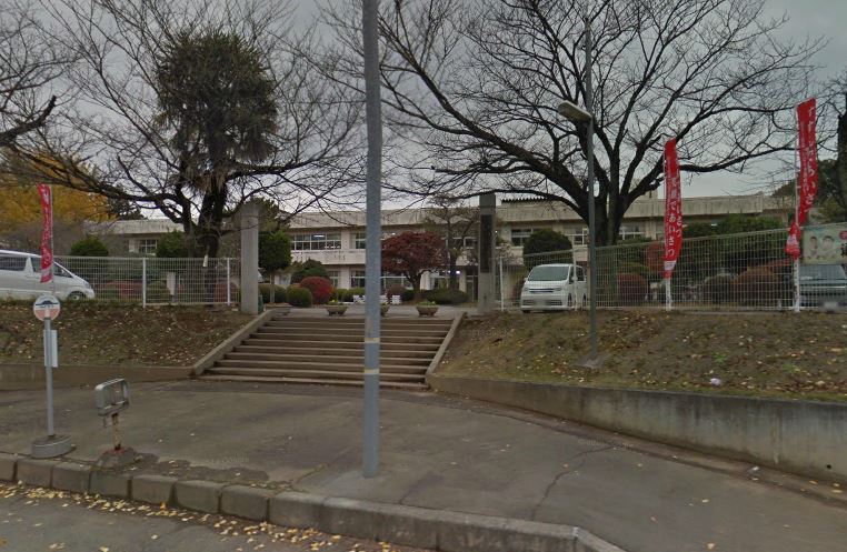 Primary school. 1720m to Tsukuba Municipal Island Names elementary school (elementary school)