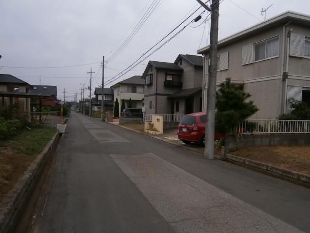 Streets around. Quiet Mizuho Complex