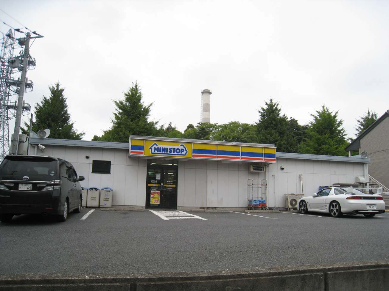 Convenience store. MINISTOP Tsukuba Amakubo store up (convenience store) 428m