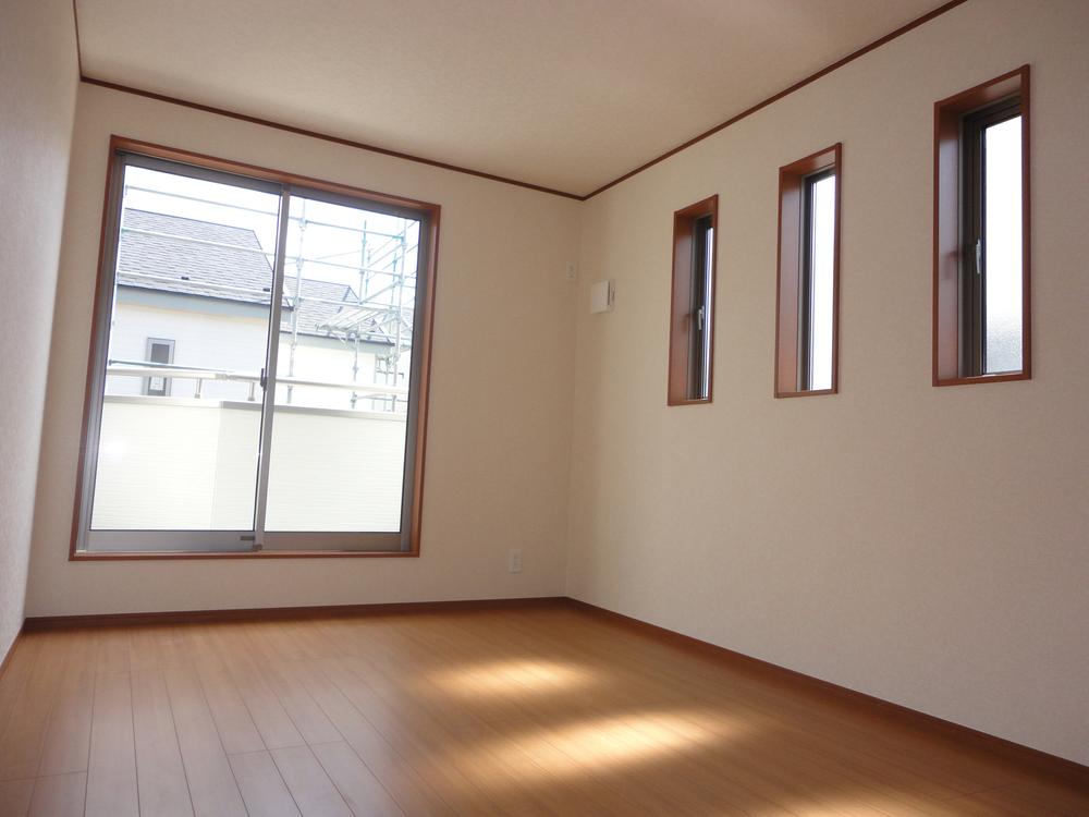 Non-living room. Indoor (September 2013) Shooting