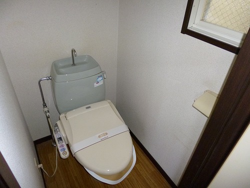 Toilet. Small window with toilet ☆ Bidet was established ☆ 