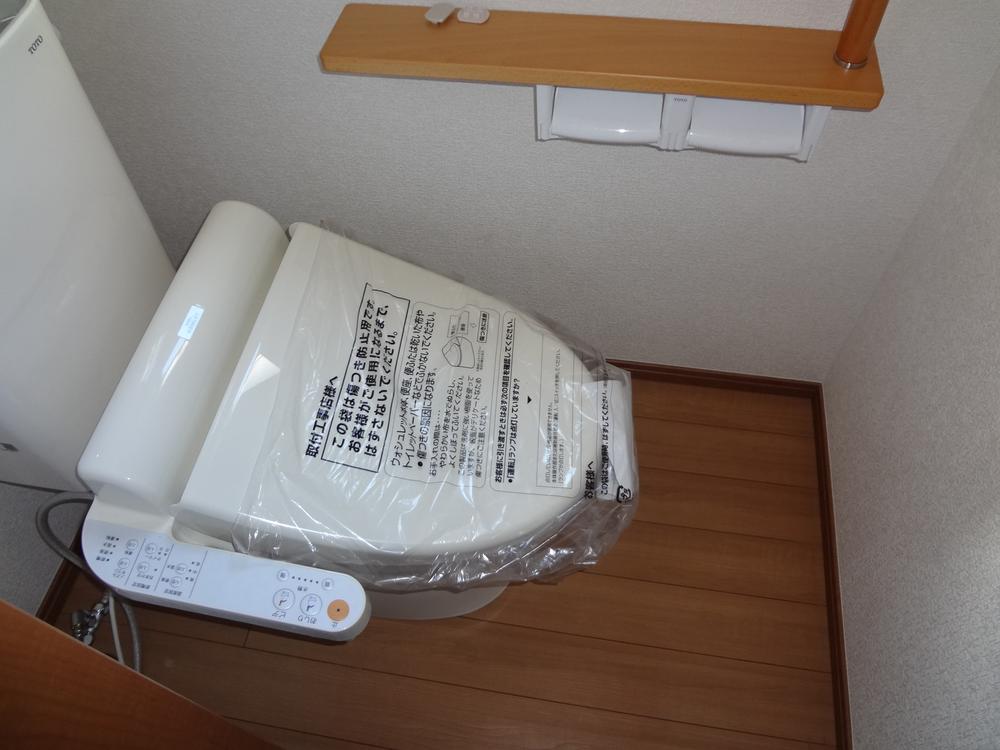 Toilet. 6 Building toilet