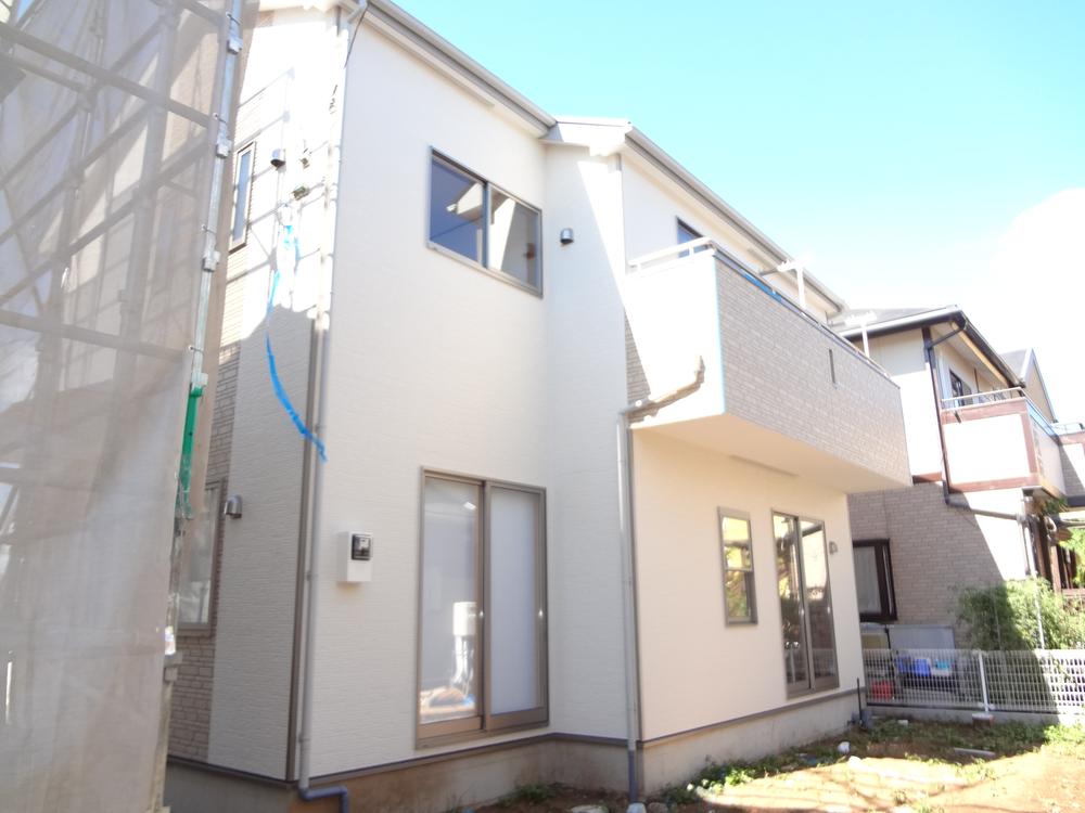 Local appearance photo. 6 Building Local Photos  Building completed! You can preview