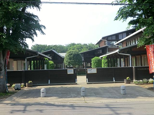 Primary school. 914m to Tsukuba City Tatsuhigashi Elementary School