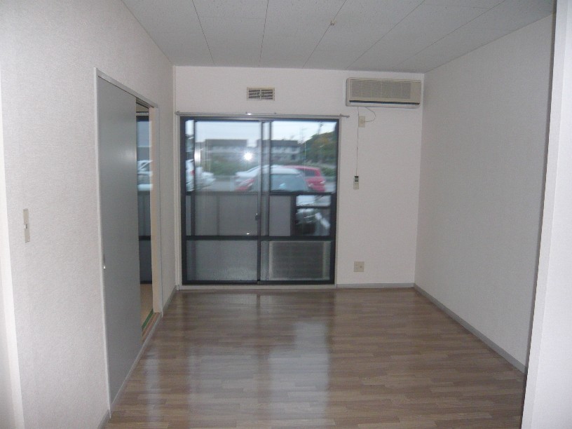 Living and room