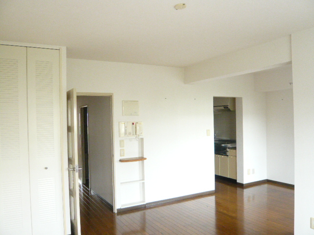 Living and room