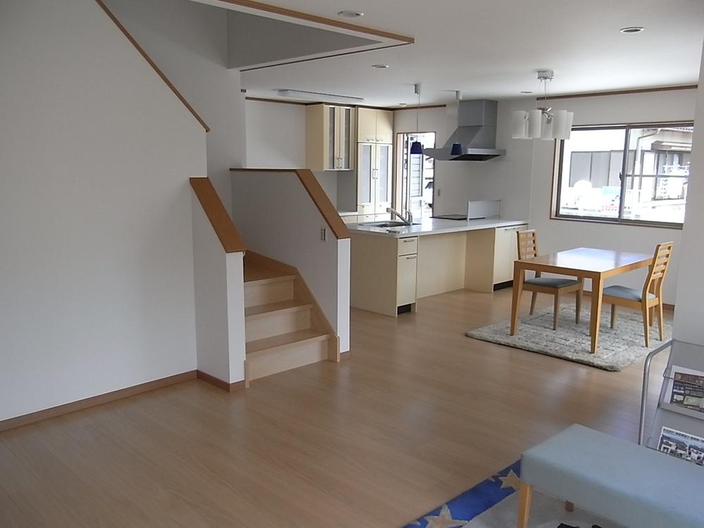 Living. Indoor (September 2013) Shooting