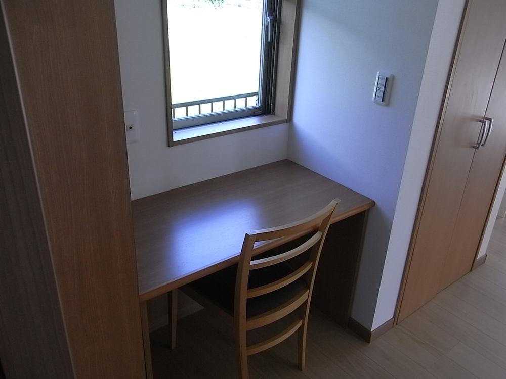 Kitchen. Something useful kitchen next to the table space! 