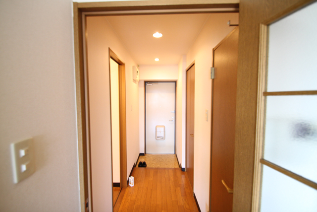 Other room space. Corridor