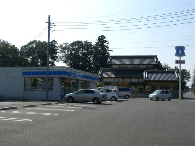 Convenience store. Lawson Tsukuba mowing between the shop until the (convenience store) 457m