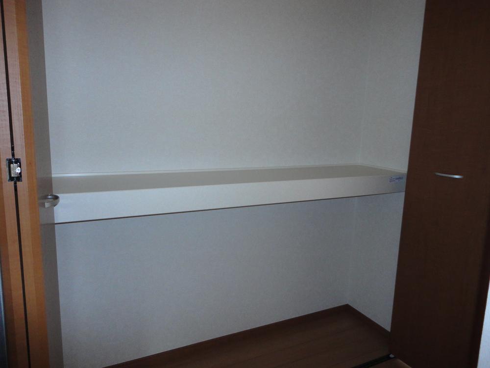 Receipt. Large hallway storage (7 Building) same specification