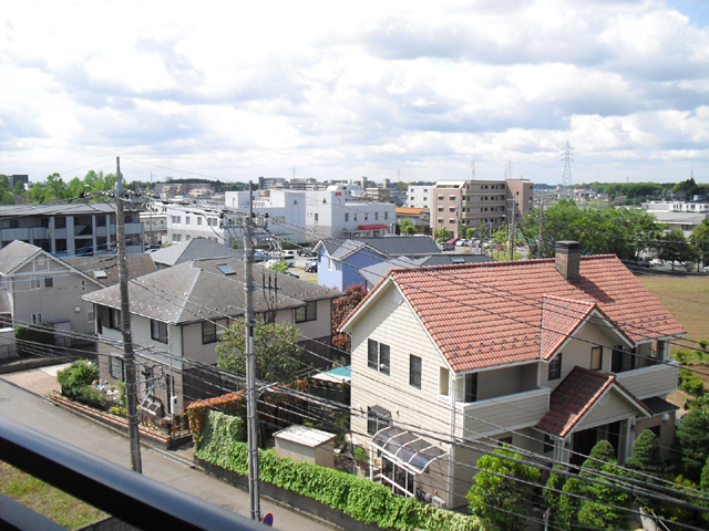 View. Kasuga 3-chome is overlooking