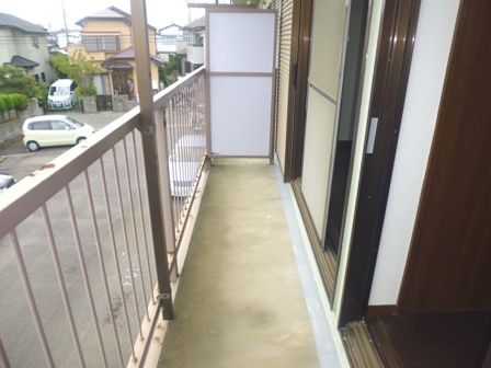Balcony. Facing south