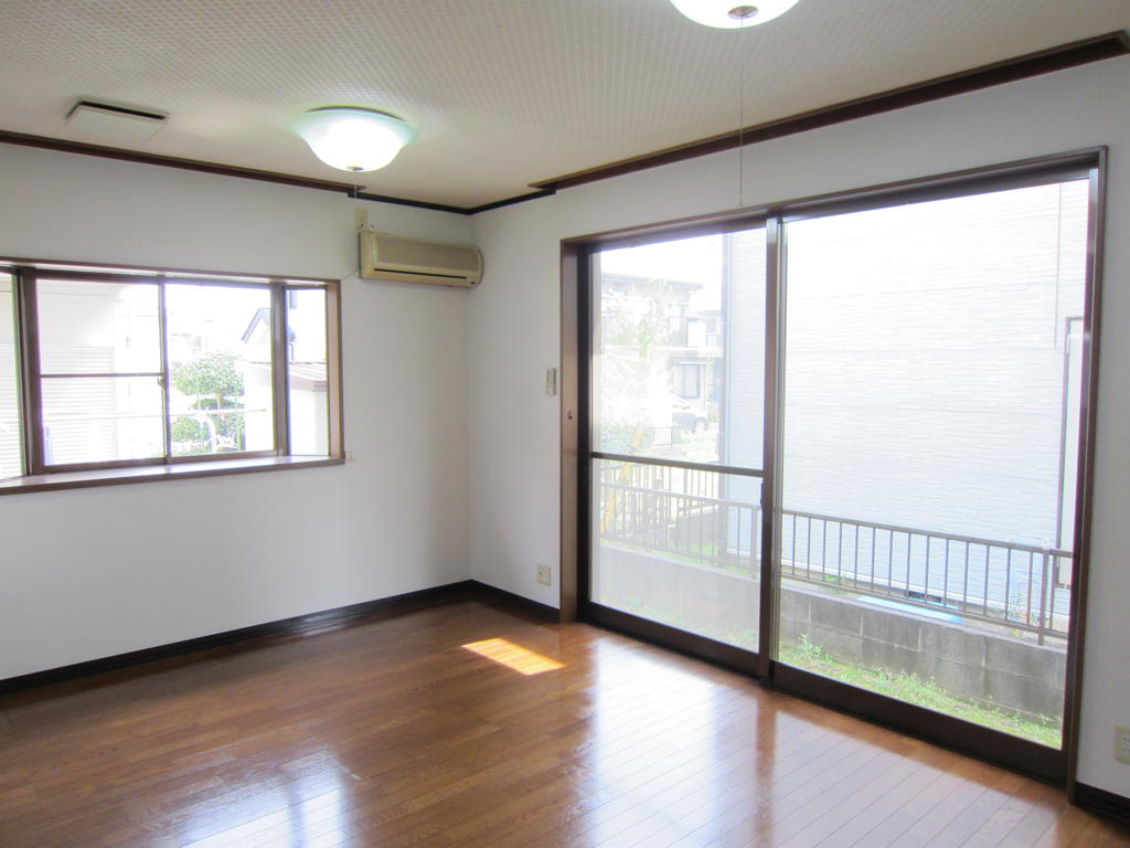 Living and room