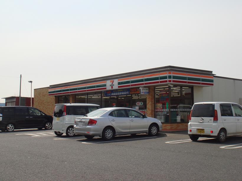 Convenience store. Seven-Eleven Tsukuba Nishi Oi store up (convenience store) 653m