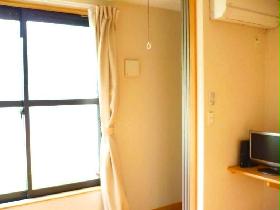 Other. Laundry is also Hoseru S Court!