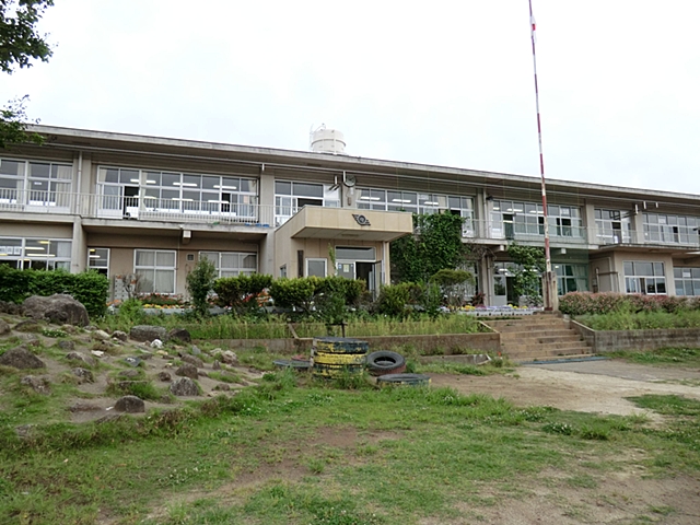 Primary school. 2045m to Tsukuba Municipal Onogawa elementary school (elementary school)