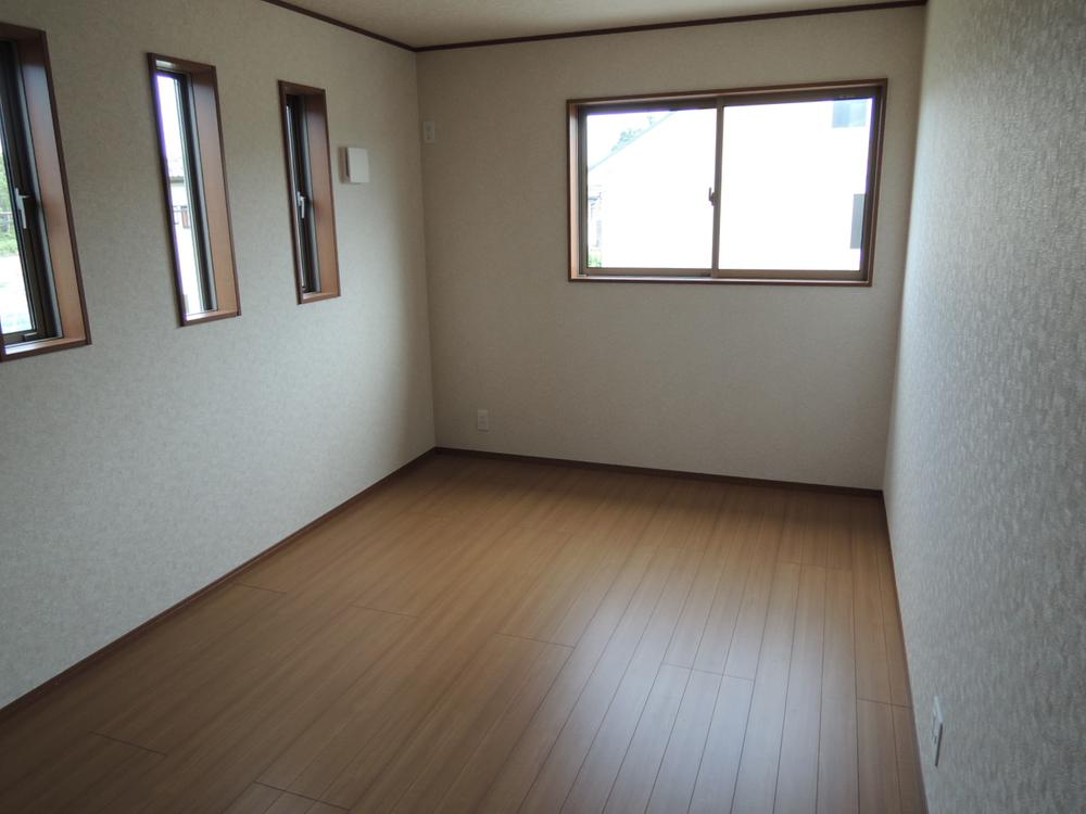 Non-living room. Indoor (September 2013) Shooting