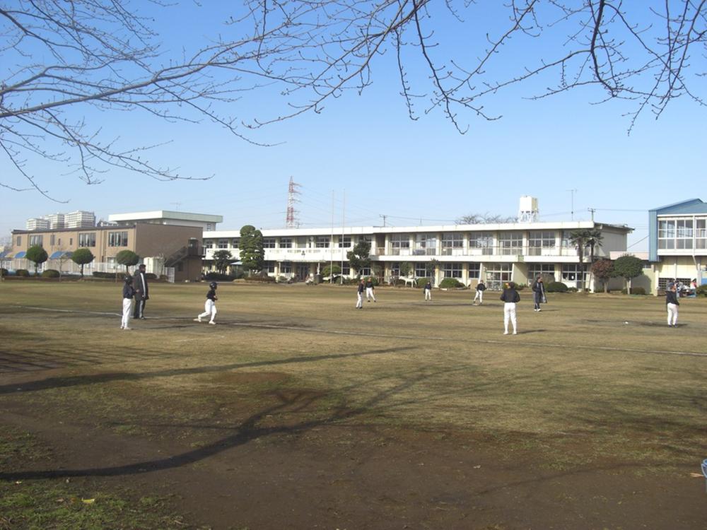Primary school. 592m to Tsukuba Katsuragi Elementary School