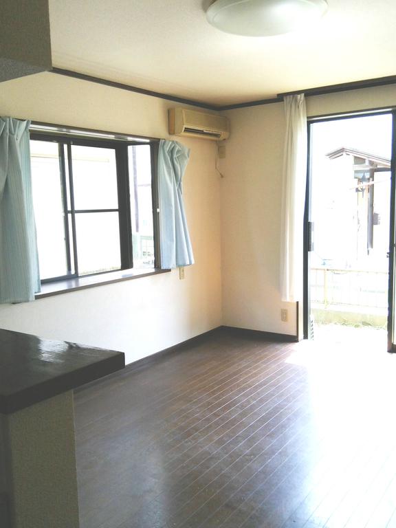 Living and room