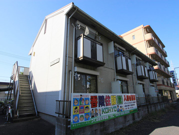 Building appearance. Good access to each district in along Higashiodori! 